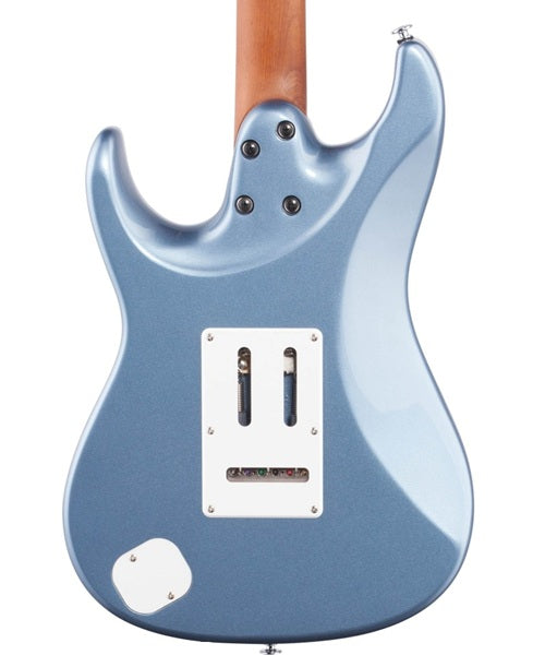 Exclusiva en Veerkamp Online Ibanez Guitarra Eléctrica Azul Claro Metálico AZ2204-ICM con Estuche, Serie Azes Prestige