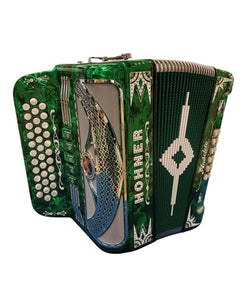 “Exclusiva en Veerkamp Online” Hohner Acordeón Diatónico Fa-Sib-Mib Turquesa AA9700-FBBEB-GR con Estuche, Anacleto ''Norteño''