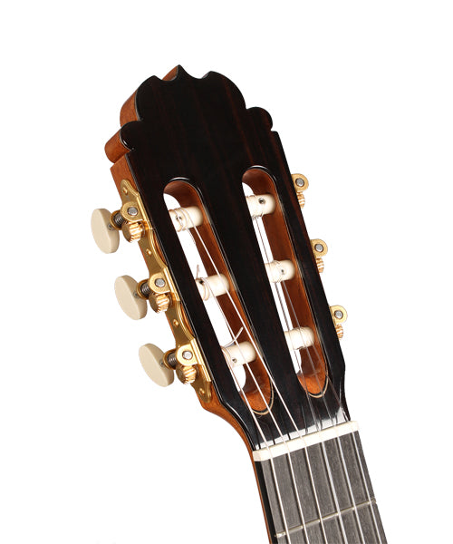 Alhambra Guitarra Clásica "Luthier India Montcabrer" 297, Cedro Con Estuche